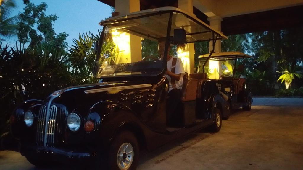 D Varee Mai Khao Beach Exterior foto